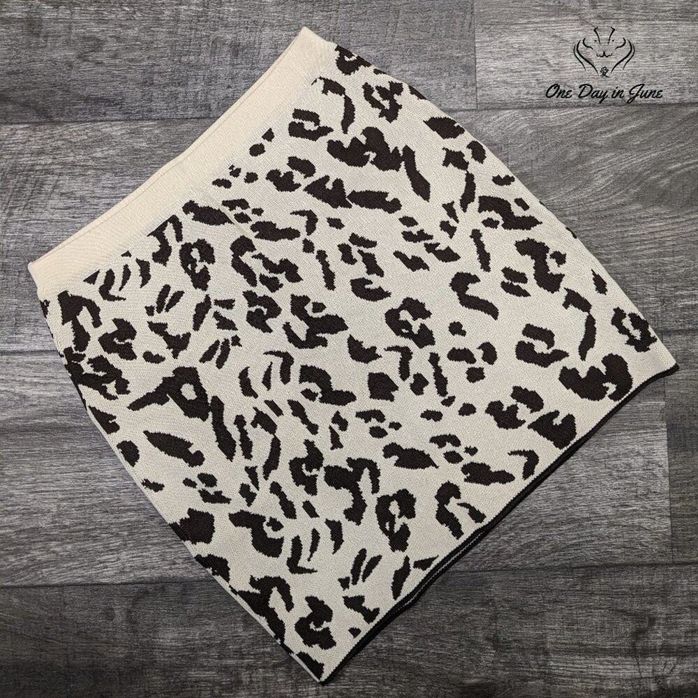 She + Sky Animal Print Mini Skirt Size S